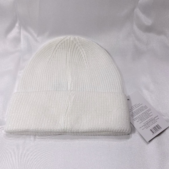 Calvin Klein Unisex Beanie, White Ribbed Knit, Fold-Over Cuff, Warm Soft Hat-NEW - Picture 3 of 11